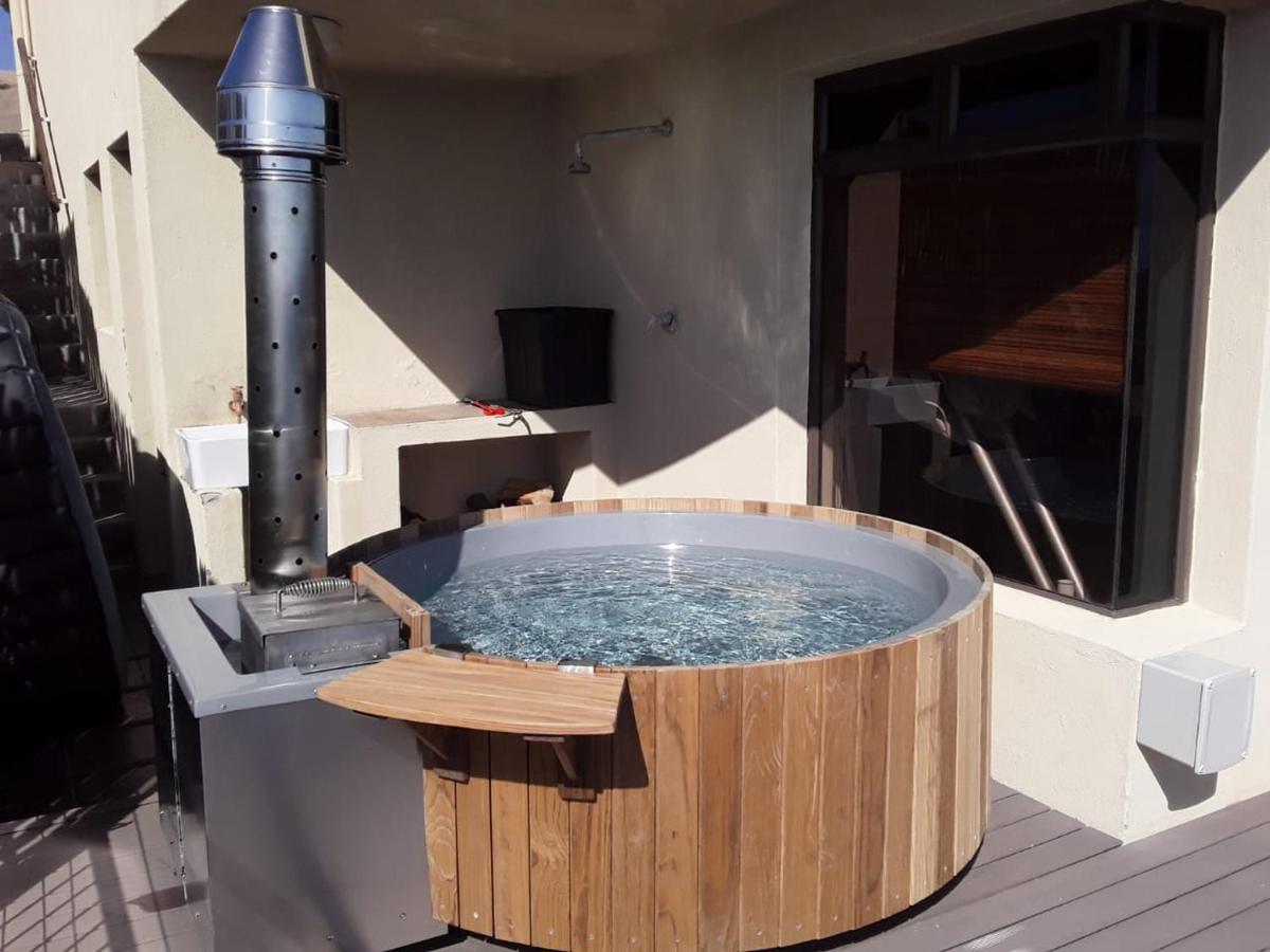 Whale Huys Luxury Oceanfront Eco Villa Gansbaai Buitenkant foto