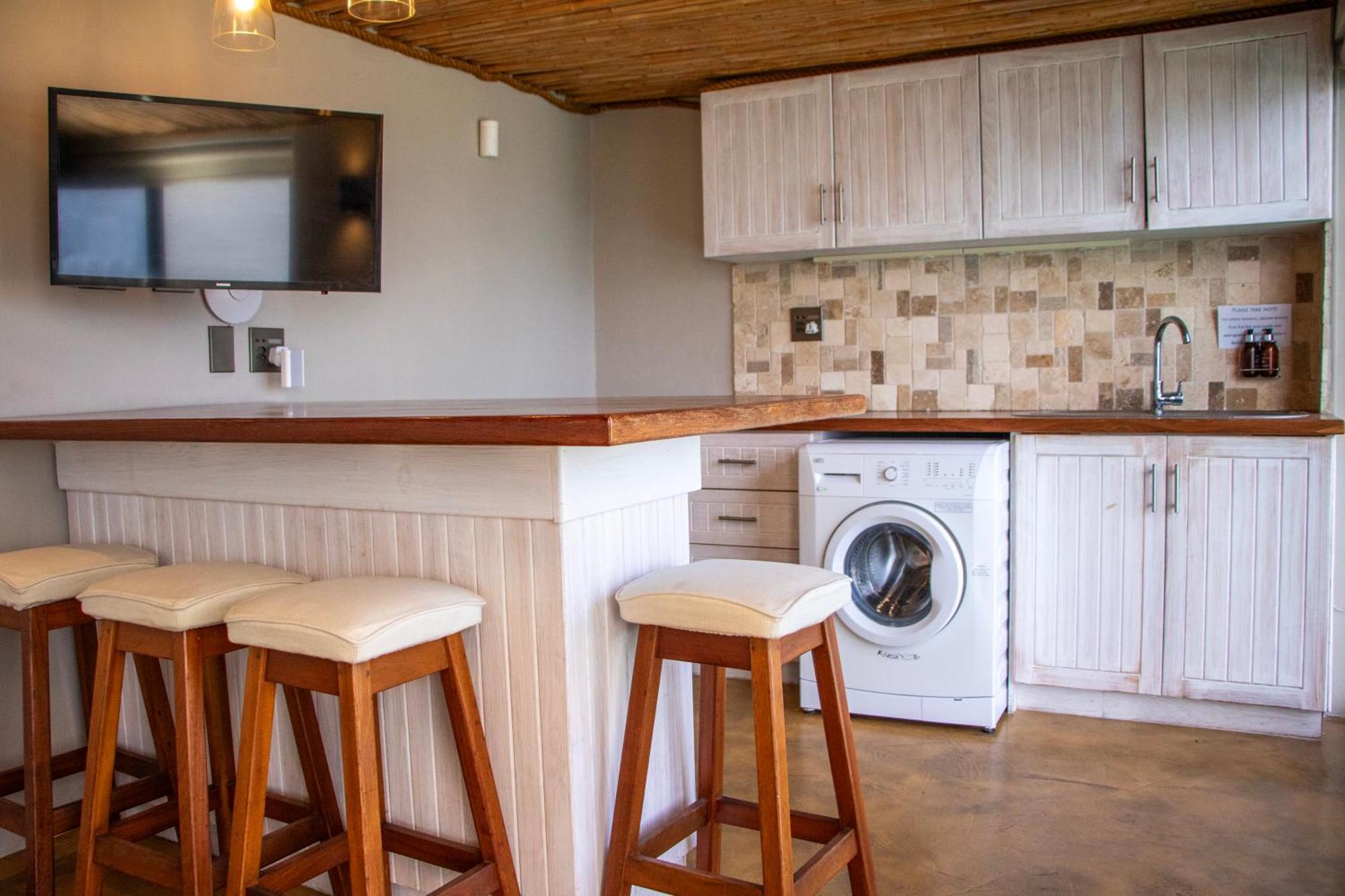 Whale Huys Luxury Oceanfront Eco Villa Gansbaai Buitenkant foto