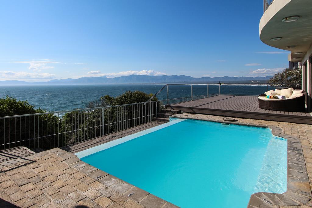 Whale Huys Luxury Oceanfront Eco Villa Gansbaai Buitenkant foto