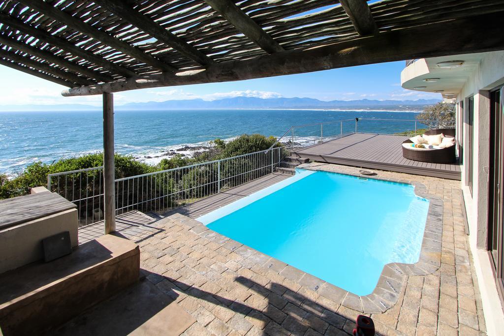 Whale Huys Luxury Oceanfront Eco Villa Gansbaai Buitenkant foto