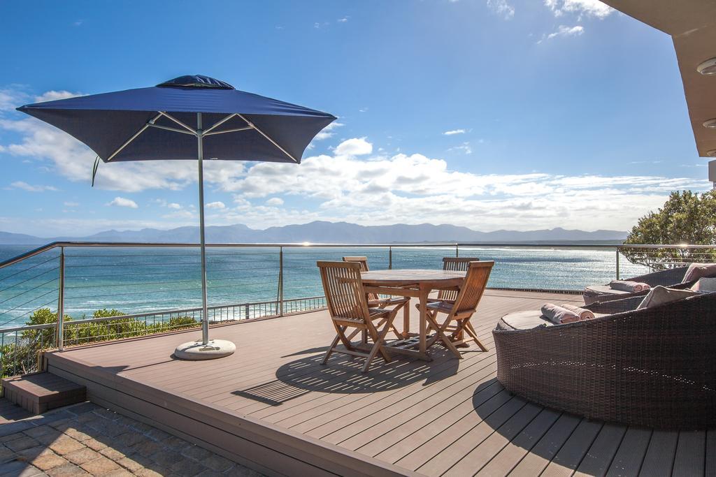 Whale Huys Luxury Oceanfront Eco Villa Gansbaai Buitenkant foto