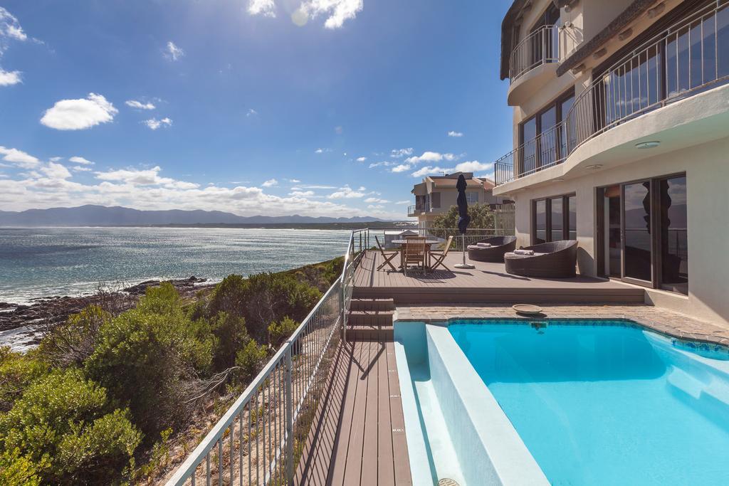 Whale Huys Luxury Oceanfront Eco Villa Gansbaai Buitenkant foto