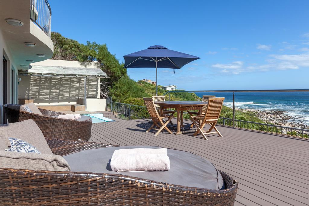 Whale Huys Luxury Oceanfront Eco Villa Gansbaai Buitenkant foto